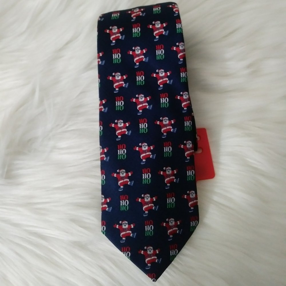 Holiday Traditions Inspired by Hallmark Seasonal Designs Blue Red Mens Tie